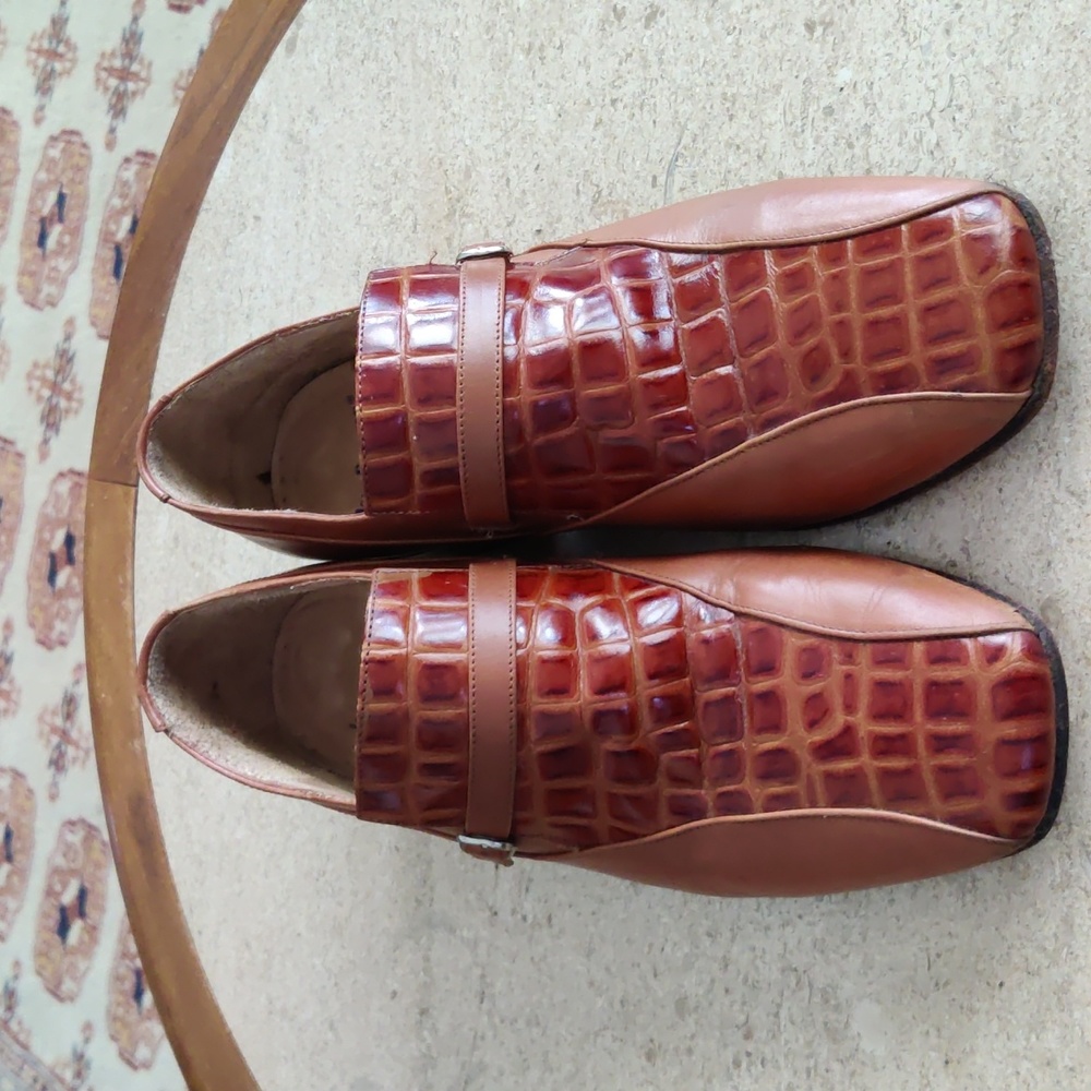 John Fluvog Men's faux Alligator Shoes Sized 9US/42EU